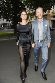 Discover all adéla gondíková's music connections, watch videos, listen to music, discuss and download. Adela Gondikova Oslavila 47 Narozeniny Jak Si S Manzelem Jirim Langmajerem Uzili Vecer A Co Herecka Dostala Fakta Today