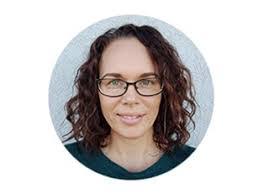 Fay Gee's Instagram, Twitter & Facebook