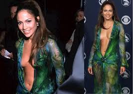 Last year, she even recreated the look at a versace show in milan, wearing an updated version of the dress that had a slightly flashier brooch at the waist, and no. Fashion J Lo S Iconic Green Dress Is Making A Comeback