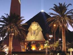 Luxor Hotel Las Vegas Facade The World S 20 Weirdest Craziest Elevators In 2020 Luxor Hotel Las Vegas Luxor Las Vegas Las Vegas Hotels