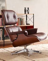 The lounge chair by charles and ray eames is one of the great furniture designs of the twentieth century. Eames Lounge Chair Und Ottoman Pflegehinweise The Qvest Shop