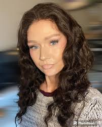 The wig community really is something special. 💜 I got that long, ash  blonde wig for «free», redeeming points I've earned for purchasing during  @luvmehair 's 11th anniversary. The second wig I