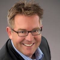 40+ "Daniel Hensel" profiles