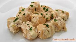 Prepara la mejor masa de pizza para tus recetas prueba de la levadura: Pollo En Salsa De Queso Receta Facil Rapida Y Economica