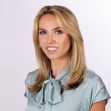 Kendall Ivey's Instagram, Twitter & Facebook