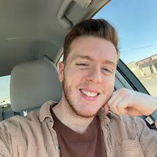 Zachary Mclain's Instagram, Twitter & Facebook