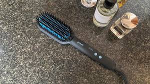 The history of the first hairbrush begins with the comb. Revamp Progloss Deepform Ceramic Straightening Brush Review