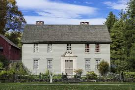 Our vast array of colonial home plans come in a variety of sizes coupled with an endless combination of unique features. 15 Different Styles Of Houses Found Across The United States