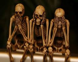 More images for gambar animasi tengkorak keren » Wallpaper Ekspresi Tengkorak Gambar Kartun Lucu Dan Hidup Tapi Seperti Mayat 1600x1280 Wallpaper Teahub Io