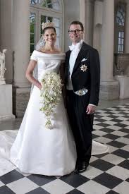 Einige von ihnen wurden heftig diskutiert. Royale Hochzeiten Die Schonsten Royalen Hochzeiten Royale Hochzeiten Hochzeit Braut
