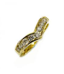 It has a contemporary v shape that's perfect for stacking with other petite style. 18 Kts V Shape Yellow Gold Ring With Diamonds Elitewebshop