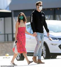 Check spelling or type a new query. Eiza Gonzalez Is Seen For The First Time With Her Professional Lacrosse Player Boyfriend Paul Rabil Daily Mail Online