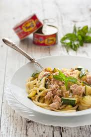 Pasta Con Zucchine E Tonno Pasti Italiani Ricette Idee Alimentari