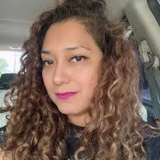 Mariela Lainfiesta updated her...