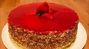 Gateau D Anniversaire Aux Fraises Et Creme Mascarpone En 2020 Gateaux Et Desserts Recette Genoise Gateau Fraise Mascarpone