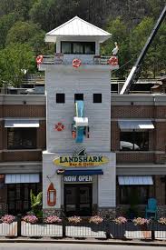 Landshark Bar And Grill In Gatlinburg Gatlinburg Gatlinburg Restaurants Pigeon Forge Vacation