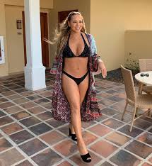 Mariah Carey's Sexy Snapshots