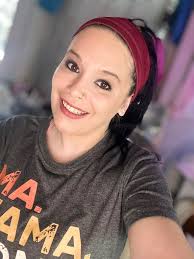 Anyone else not feel like Christmas I can't wait for it to be over just  want to feel beþer in myselfdone u do. No e hate this illness um 2 yrs post