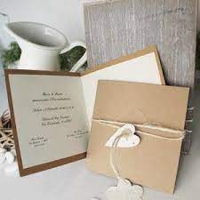 Professionalità, disponibilità e gentilezza sono delle doti che ti caratterizzano! Frasi Per Partecipazioni Di Matrimonio Idee E Spunti Per Un Invito Perfetto Inviti Per Matrimonio Inviti Matrimonio Fai Da Te Partecipazioni Matrimonio Fai Da Te