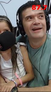 UNA VISITA ESPECIAL..., AS CONTENIDOS 87.7 FM