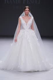 The Anastasia Wedding Dress By Randy Fenoli At The Valmont Barcelona Bridal Week 2019 Plus Size Bridal Dresses Wtoo Wedding Dress Ball Gowns Wedding