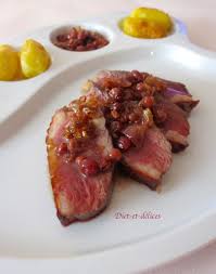 Magret De Canard Facon Canadienne Aux Airelles Et Au Sirop D Erable Recette Canard Plat Sans Viande Cuisine Canadienne