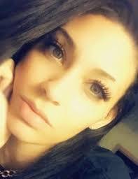 Evie Hill's Instagram, Twitter & Facebook