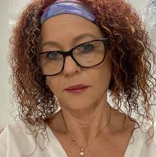 How to decorate a hallway in a new house