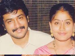 Actress Vijayashanthis Picture With Husband MV Srinivasa Prasad Viral -  News18