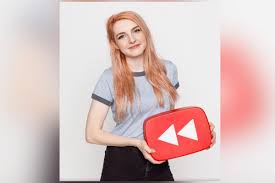 Minecraft made a massive impact on the world of gaming. Ldshadowlady Behind The Camera Of Uk S Top Female Youtube Gamer London Evening Standard Evening Standard