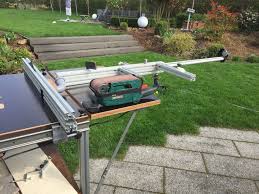 Multifunktionstisch Zum Sagen Frasen Und Schweissen Holz Und Leim Werkbank Holz Werkbank Selber Bauen Einspannhalterungen