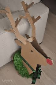 Diy Un Reno De Carton Manualidades Navidenas Bricolaje De Decoraciones De Navidad Adornos Navidenos Reciclados