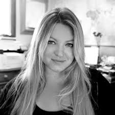 Sienna Simmons en LinkedIn: A few weeks ago I graduated from University of  Wisconsin-Madison with a BS…