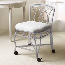 Bathroom vanity chair country bathroom vanities vanity seat vanity chairs bathroom stools vanity mirrors vanity decor small bathroom boys room searching for the perfect accent stool for inside your home, or a garden stool for the lawn? Badezimmer Storage Sitzbank Bad Hocker Walmart Vanity Chair Kleinkind Tritthocker Ikea Bett Kosmetikstuhl Schminktisch Stuhl Hocker