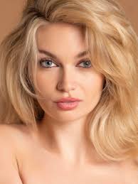 Annie Hall days at Easy Times