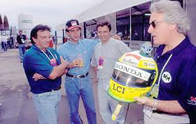 O piloto brasileiro andré ribeiro morreu no sábado (22), aos 55 anos, em decorrência de um câncer de intestino. Morre Andre Ribeiro Ex Piloto Brasileiro Da Formula Indy Noticias Terceiro Tempo