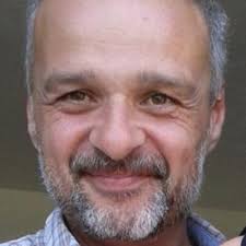 Robin Radcliffe's Instagram, Twitter & Facebook