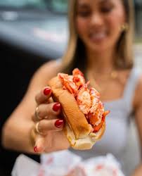 🦞🚨 LOBSTER ALERT at The Alley! 🚨🦞 This Friday, we're thrilled to  welcome the legendary @cousinsmainelobster food truck for a mouthwatering  pop-up you won't want to miss! 🎉 🍴 On the menu: