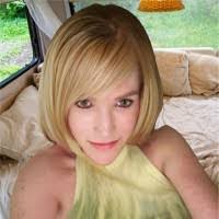 Kelly Cashen's Instagram, Twitter & Facebook