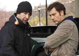 David lawrence schwimmer was born on november 2, 1966 and is an american actor, comedian, director and producer with a net worth of $100 million. David Schwimmer Zwischen Sitcom Strapazen Regie Ambitionen
