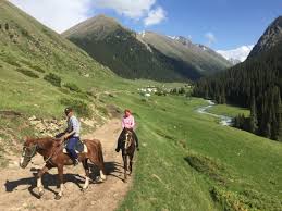 Nurlan abdrahmanov, deputy minister of foreign affairs of the kyrgyz republic）による表敬を受けたと. ãã£ã¨ã‚ãªãŸãŒçŸ¥ã‚‰ãªã„ ã‚­ãƒ«ã‚®ã‚¹ è¦³å…‰ Tabippo Net