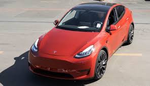 The goal of the air was always to build the most efficient car possible, said peter rawlinson, ceo and cto of lucid, and original chief engineer of the tesla model s. Tesla Model Y Standard Range Discontinued Ceo Musk Tweets Reason