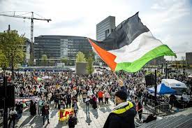Vanaf 02.00 uur 's nachts tot ongeveer 16.00 uur vind je vier livestreams vol sport. Verhit Weekend Vol Pro Palestina En Pro Israeldemonstraties Binnenland Ad Nl