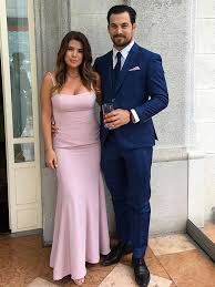 Giacomo gianniotti said i do to his fiancée nichole in italy on sunday, april 28. Giacomo Gianniotti Is Married Grey S Anatomy Actor Ties The Knot In Italy People Com