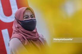 ― picture by yusof mat isa. Noraini Resigns As Minister Of Higher Education