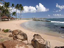 Salt Pond Beach It Was The Closest Nicest Beach To My House On My Days In The Office Only 5 Minutes Away From Here I Hawaii Hotels Hawaii Vacation Beach