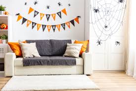 We'll be sharing the most creative diy this is a great halloween front porch decorating idea! 13 Stylish Spooky Halloween Decoration Ideas Auckland Home Show Home Decor