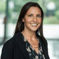 Sarah Seidman's Instagram, Twitter & Facebook