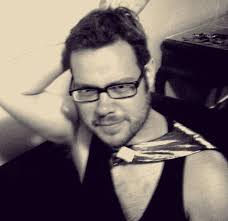 Melanie Lea (@catsuitgirl75)