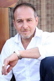 Erdogan atalay (54) entdeckt auf einmal ganz neue seiten an sich! Erdogan Atalay Actor Filmmakers